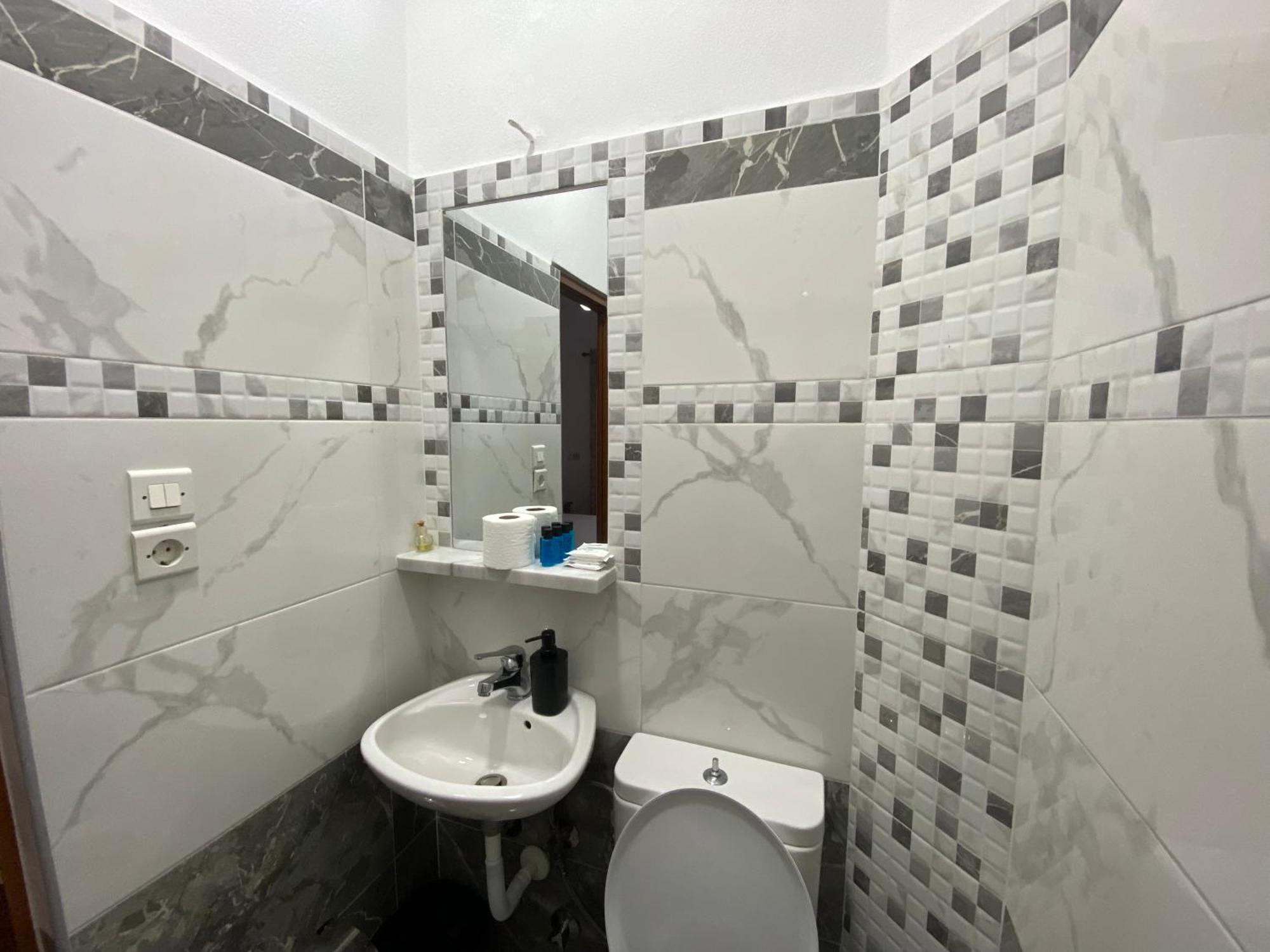 Hotel Metali Саранда Экстерьер фото