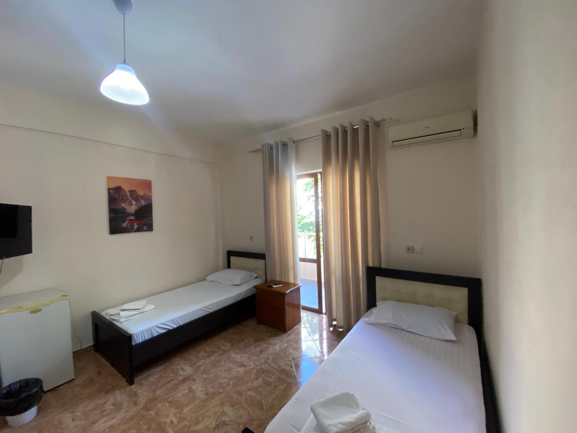 Hotel Metali Саранда Экстерьер фото