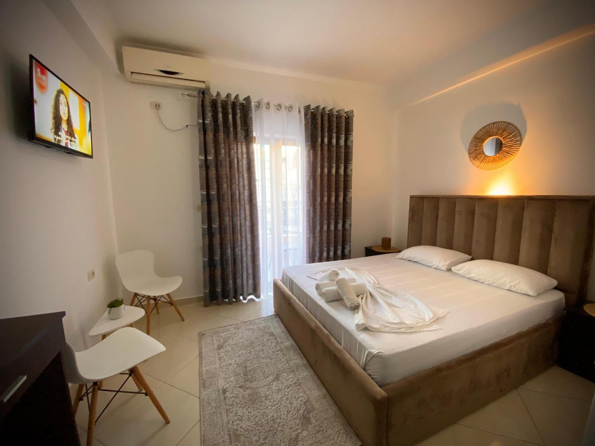 Hotel Metali Саранда Экстерьер фото